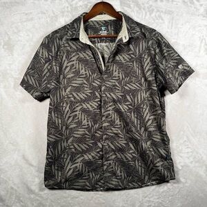 KUHL Men’s Medium Button-Up Shirt Leaf Print Short Sleeve Outdoor Casual